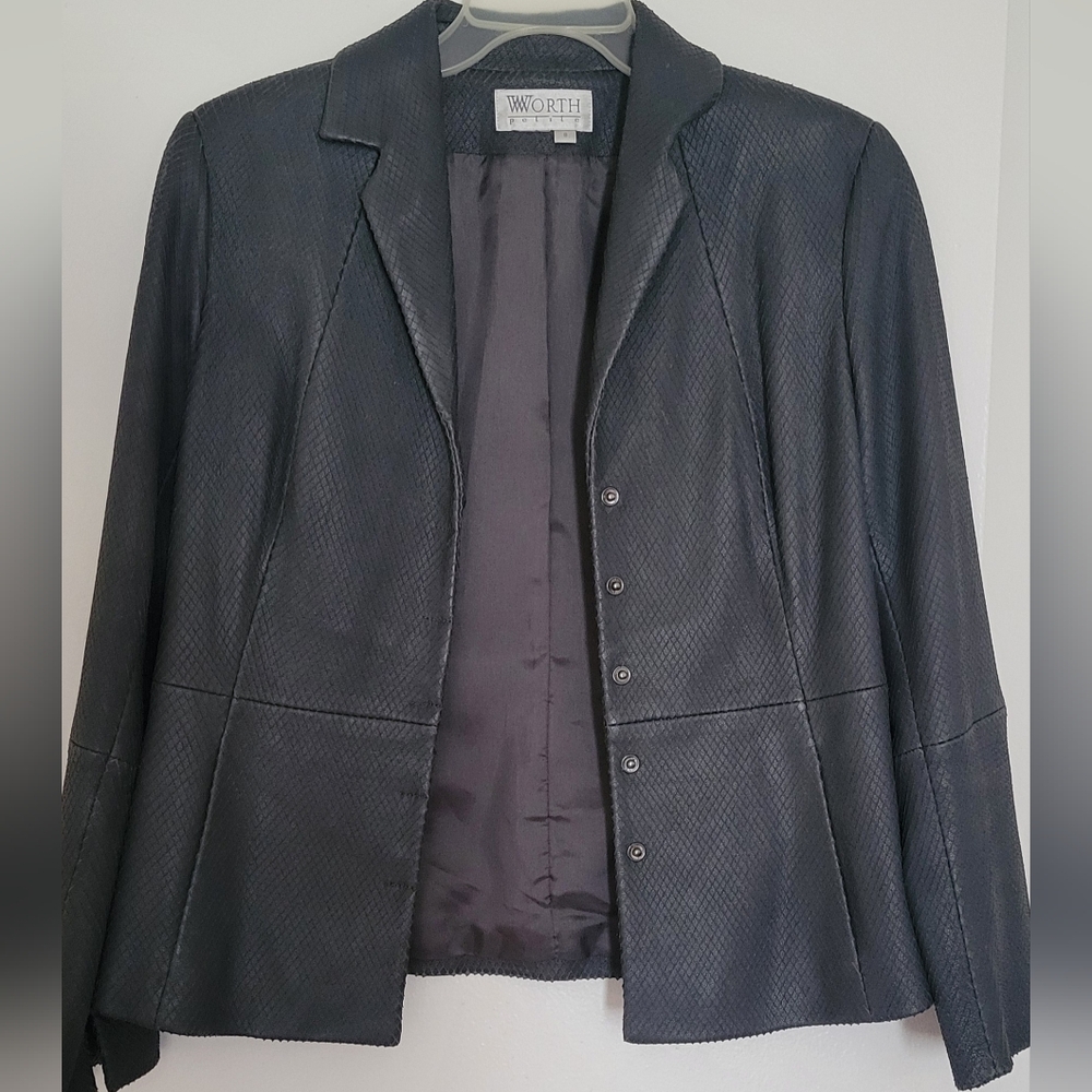 100% Genuine Leather Women's Jacket Blazer, Size 8 Petite